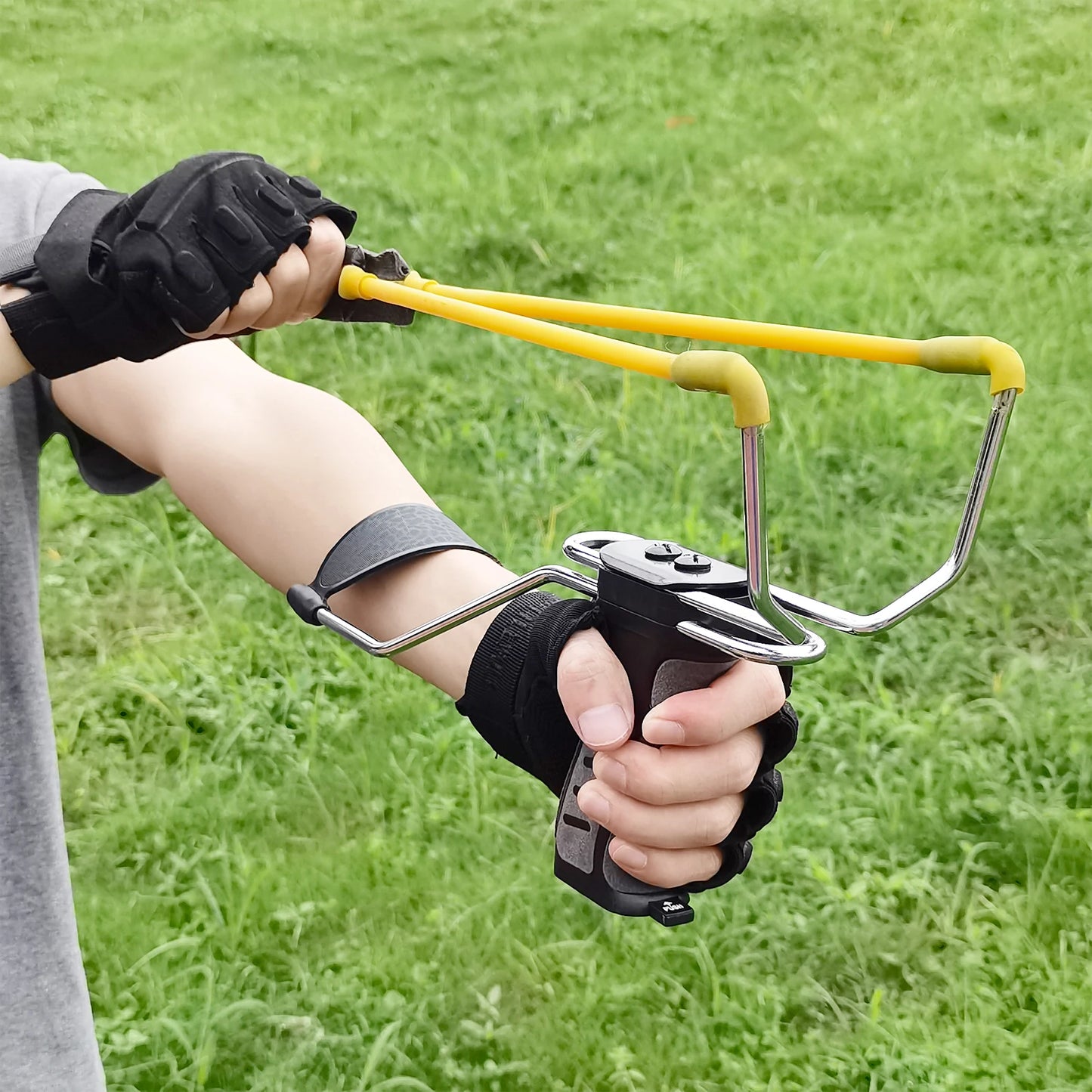 Slingshot Folding Rubberized Hunting Sling Shot with Auto-feed Dispensing Button wrist rocket slingshots for adults